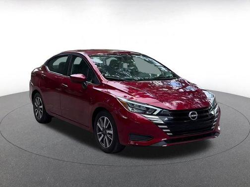 Scarlet Ember Tintcoat 2025 Nissan Versa 1.6 SV