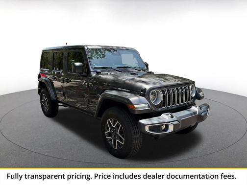 Granite Crystal Metallic Clearcoat 2025 Jeep Wrangler 4-Door Sahara 4x4