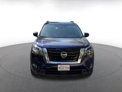 2025 Nissan Pathfinder SV FWD