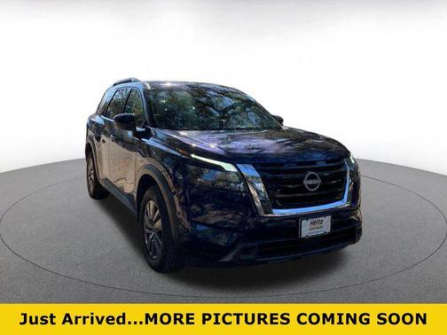 2025 Nissan Pathfinder SV FWD