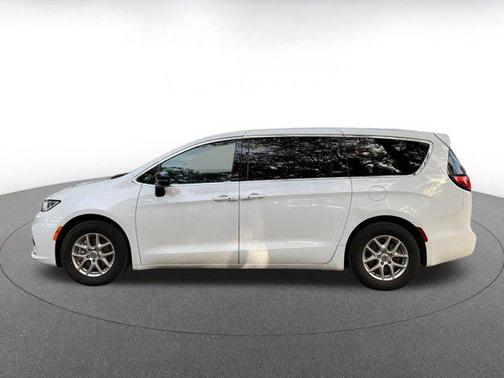 2025 Chrysler Pacifica L