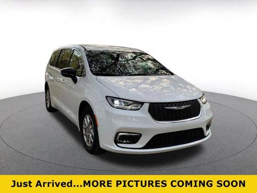 2025 Chrysler Pacifica L