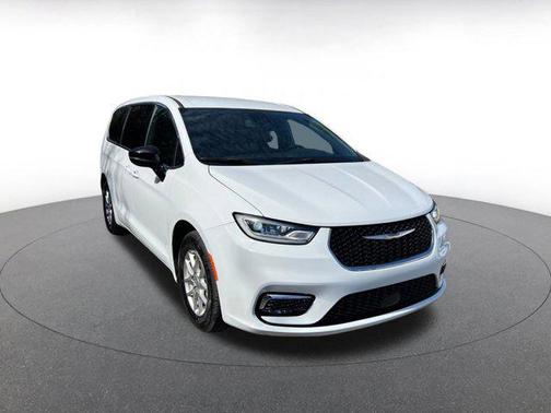 2025 Chrysler Pacifica L