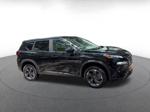 Super Black 2025 Nissan Rogue SV