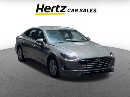 2022 Hyundai SONATA SE