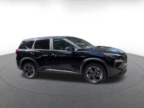 Super Black 2025 Nissan Rogue SV