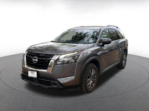 2025 Nissan Pathfinder SV 4WD
