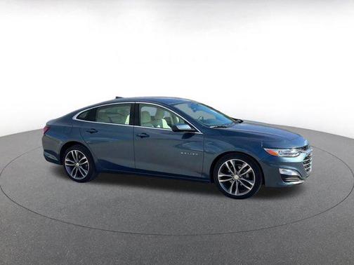2024 Chevrolet Malibu FWD 2LT