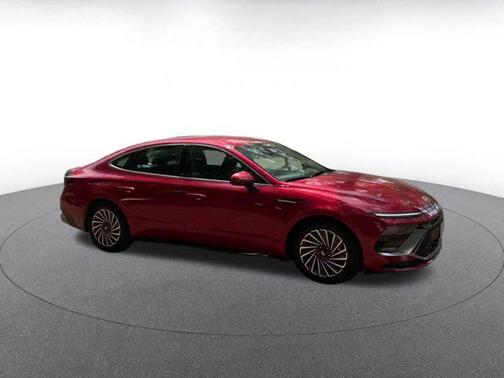 Ultimate red 2025 Hyundai SONATA Hybrid SE