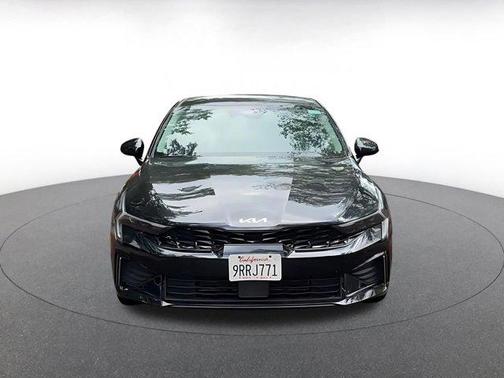 Aurora Black Pearl 2025 Kia K5 LXS