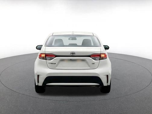 Ice Cap 2025 Toyota Corolla LE