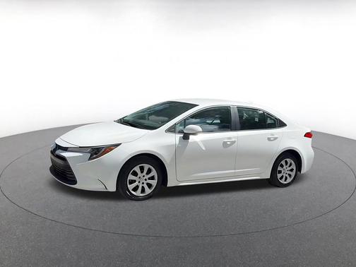 Ice Cap 2025 Toyota Corolla LE