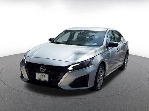 Brilliant Silver Metallic 2024 Nissan Altima S FWD