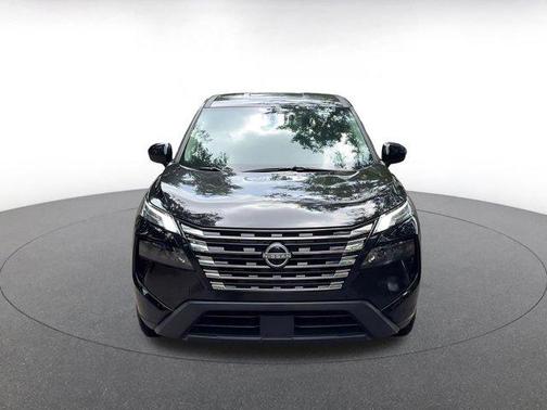 Super Black 2025 Nissan Rogue SV