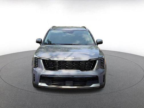 Everlasting Silver 2024 Kia Sorento S