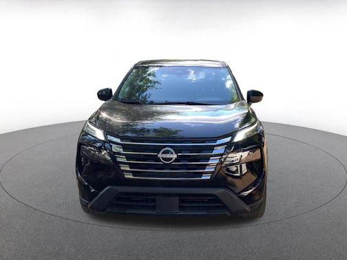 Super Black 2025 Nissan Rogue SV