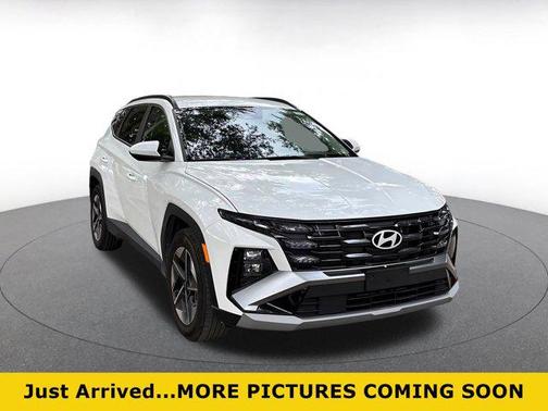 Serenity White Pearl 2025 Hyundai TUCSON SEL