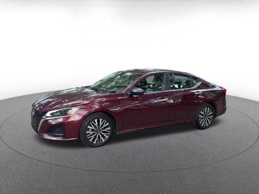 Garnet Pearl Metallic 2024 Nissan Altima 2.5 SV