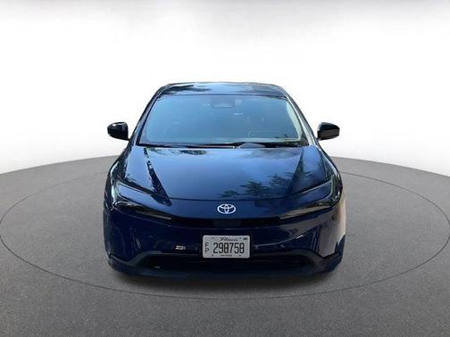 2025 Toyota Prius LE