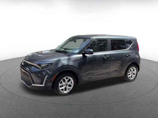 Gravity Gray 2025 Kia Soul LX