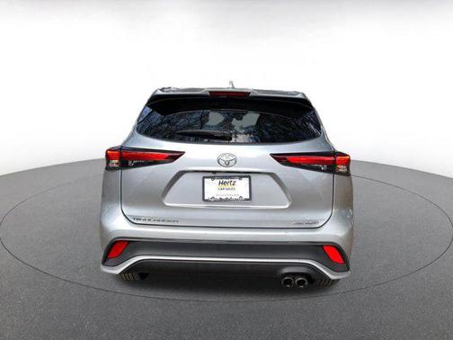 2024 Toyota Highlander XSE