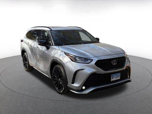 2024 Toyota Highlander XSE