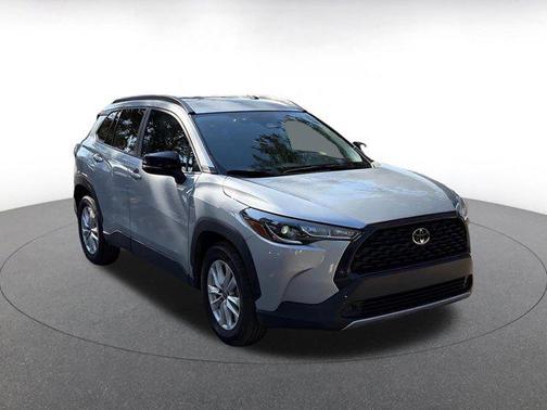 2025 Toyota Corolla Cross LE