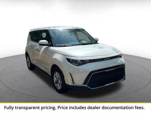 Snow White Pearl 2025 Kia Soul LX