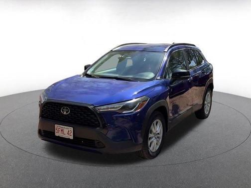 2025 Toyota Corolla Cross LE