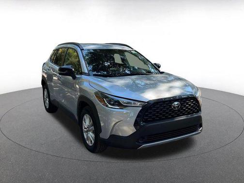 2025 Toyota Corolla Cross LE