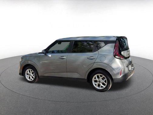 Steel Gray 2025 Kia Soul LX