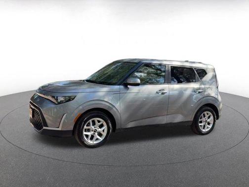 Steel Gray 2025 Kia Soul LX