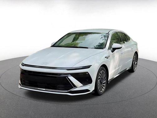 2025 Hyundai SONATA Hybrid SE