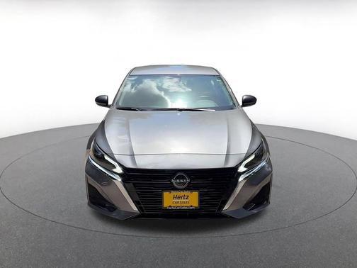 Gun Metallic 2025 Nissan Altima SV FWD