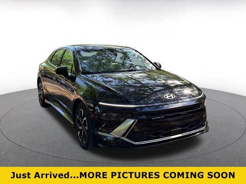 Abyss Black 2025 Hyundai SONATA SEL