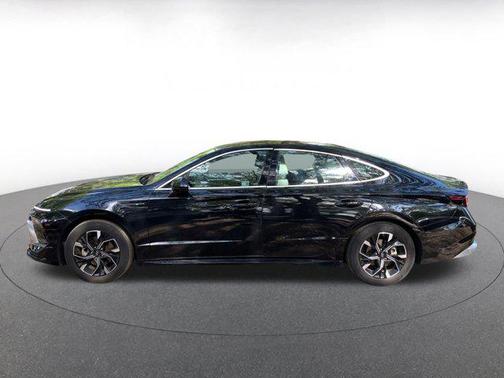 Abyss Black 2025 Hyundai SONATA SEL