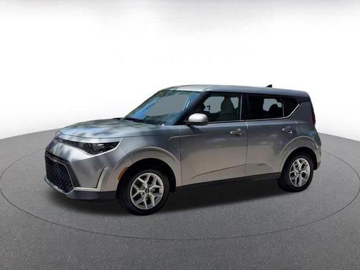 Steel Gray 2025 Kia Soul LX