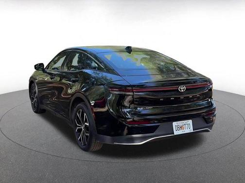 2025 Toyota Crown XLE