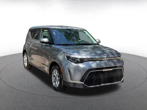Steel Gray 2025 Kia Soul LX