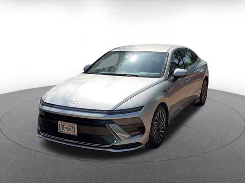 2025 Hyundai SONATA Hybrid SE