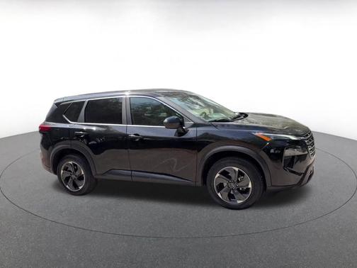 Super Black 2025 Nissan Rogue SV