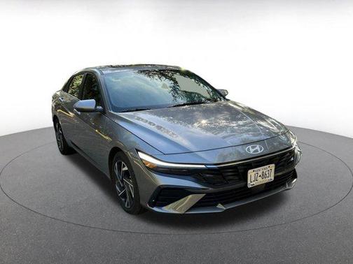 2025 Hyundai ELANTRA HEV Limited