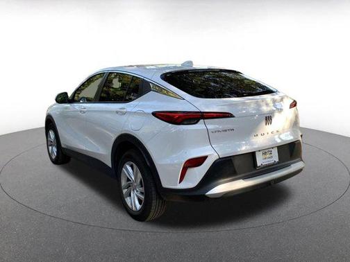 2025 Buick Envista Preferred FWD