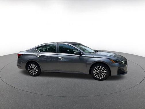 Gun Metallic 2025 Nissan Altima SV FWD