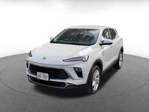 Summit White 2025 Buick Encore GX Preferred