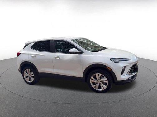 Summit White 2025 Buick Encore GX Preferred
