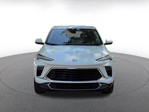 Summit White 2025 Buick Encore GX Preferred