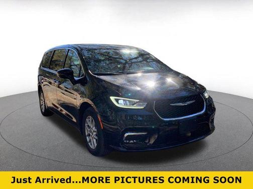 2025 Chrysler Pacifica L