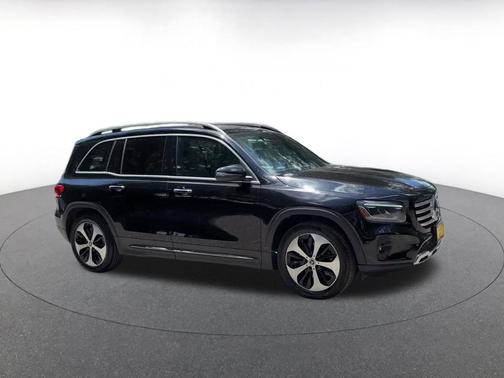 Night Black 2025 Mercedes-Benz GLB 250 Base