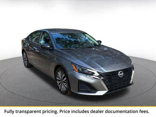 Gun Metallic 2025 Nissan Altima SV FWD